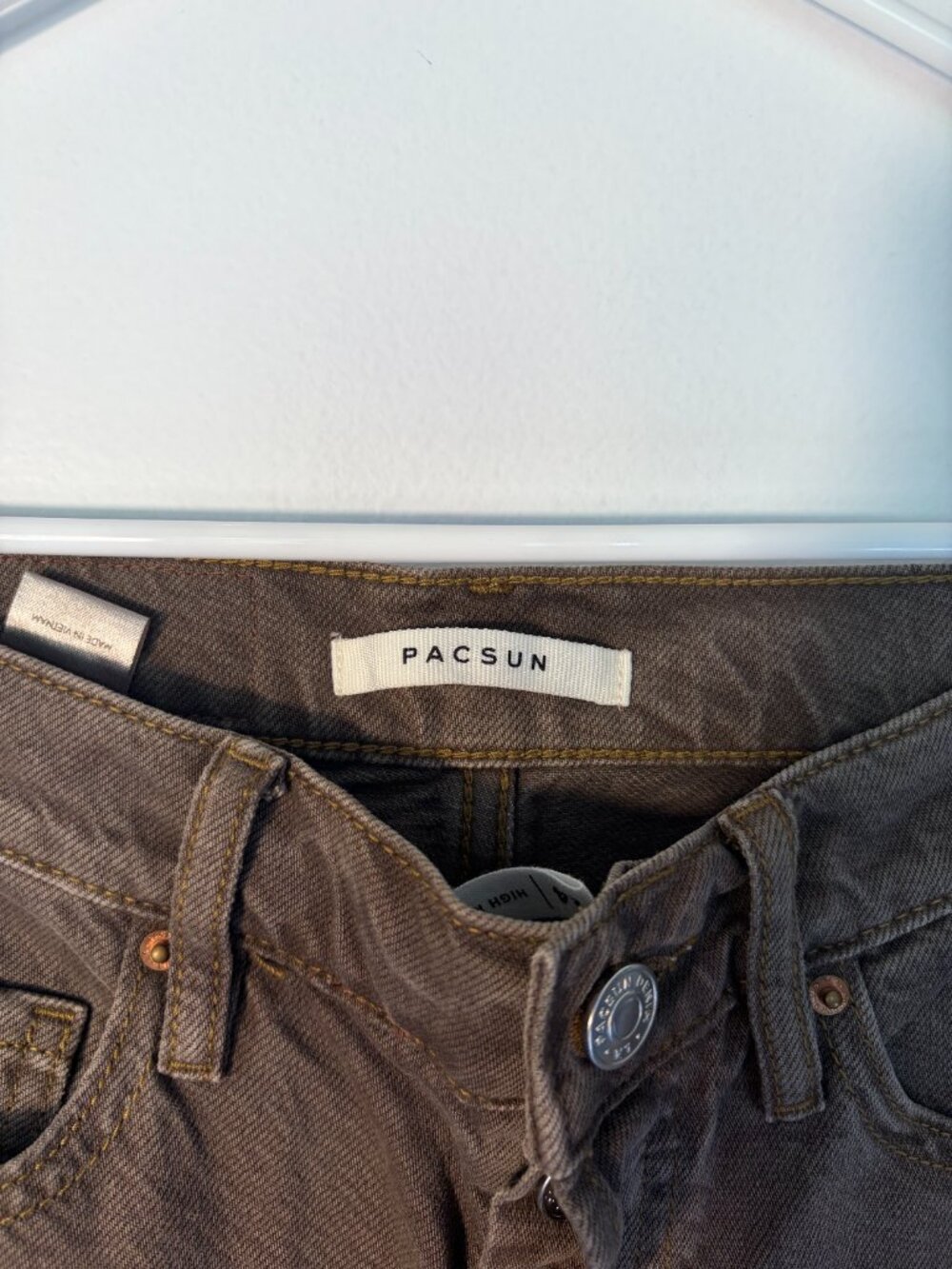 Pacsun High Rise Bootcut Brown Wash Button Fly Jeans - Picture 4 of 7